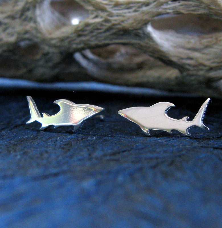 Shark stud earrings 2025